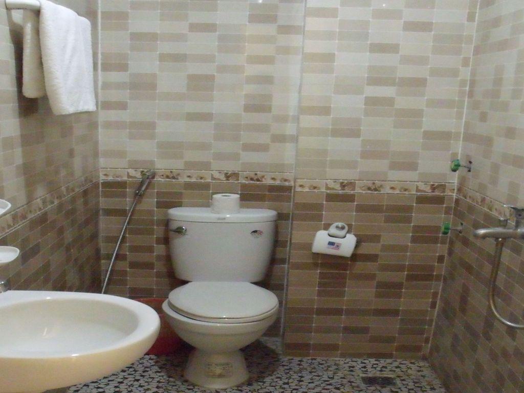 Thien Thanh Hotel Phong Nha Extérieur photo